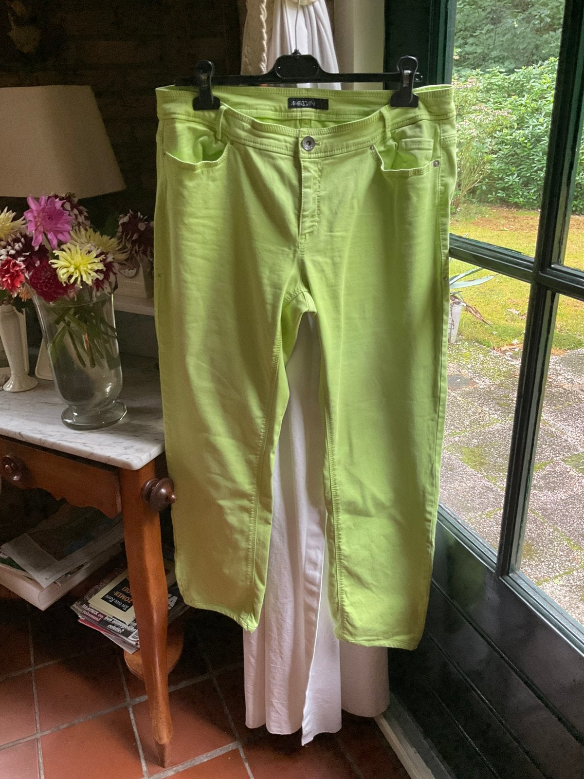 mj/MARCCAIN/broek/maat N6/ fluor groen en fel roze, Verzenden, Maat 42/44 (L), Zo goed als nieuw, Lang
