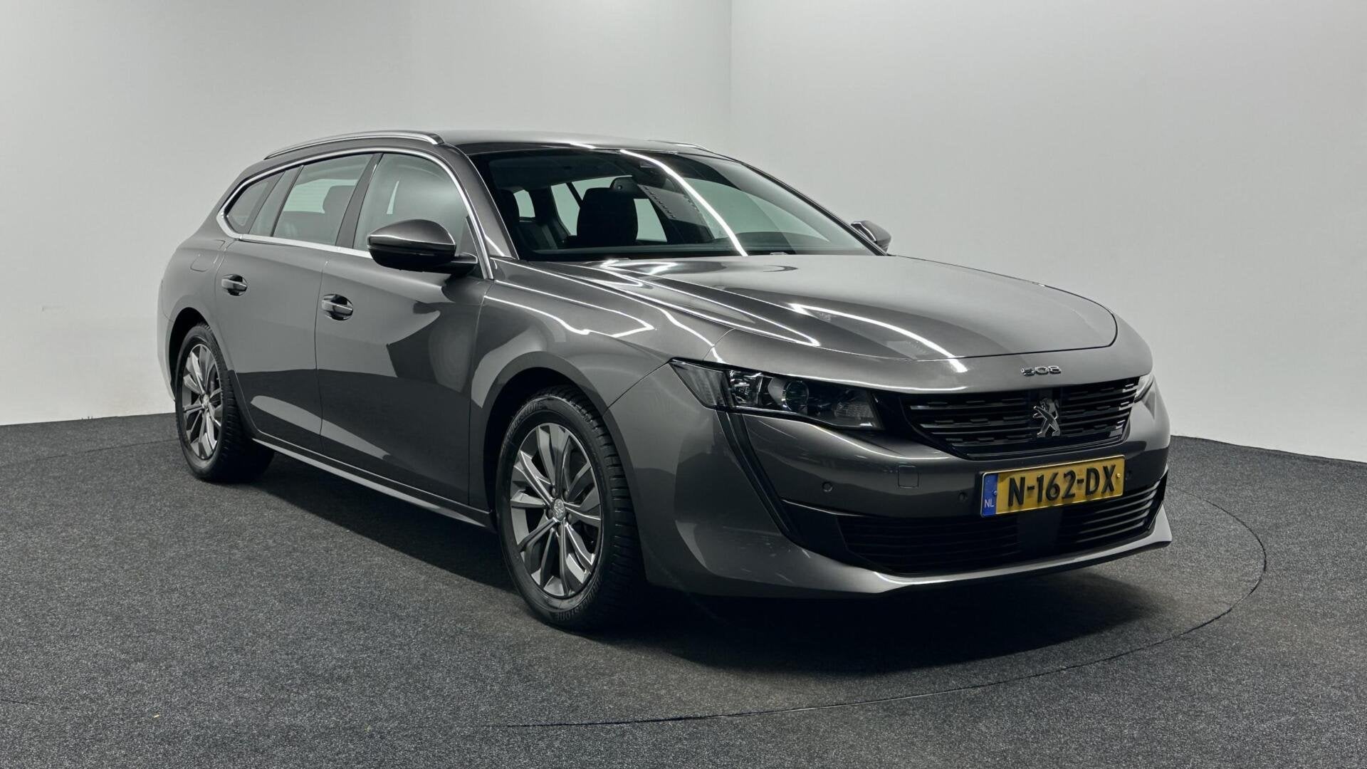 Peugeot 508 SW 1.2 PureTech Blue Lease Active CAMERA CARPLAY, Auto's, 745 kg, Stof, Gebruikt, 1199 cc