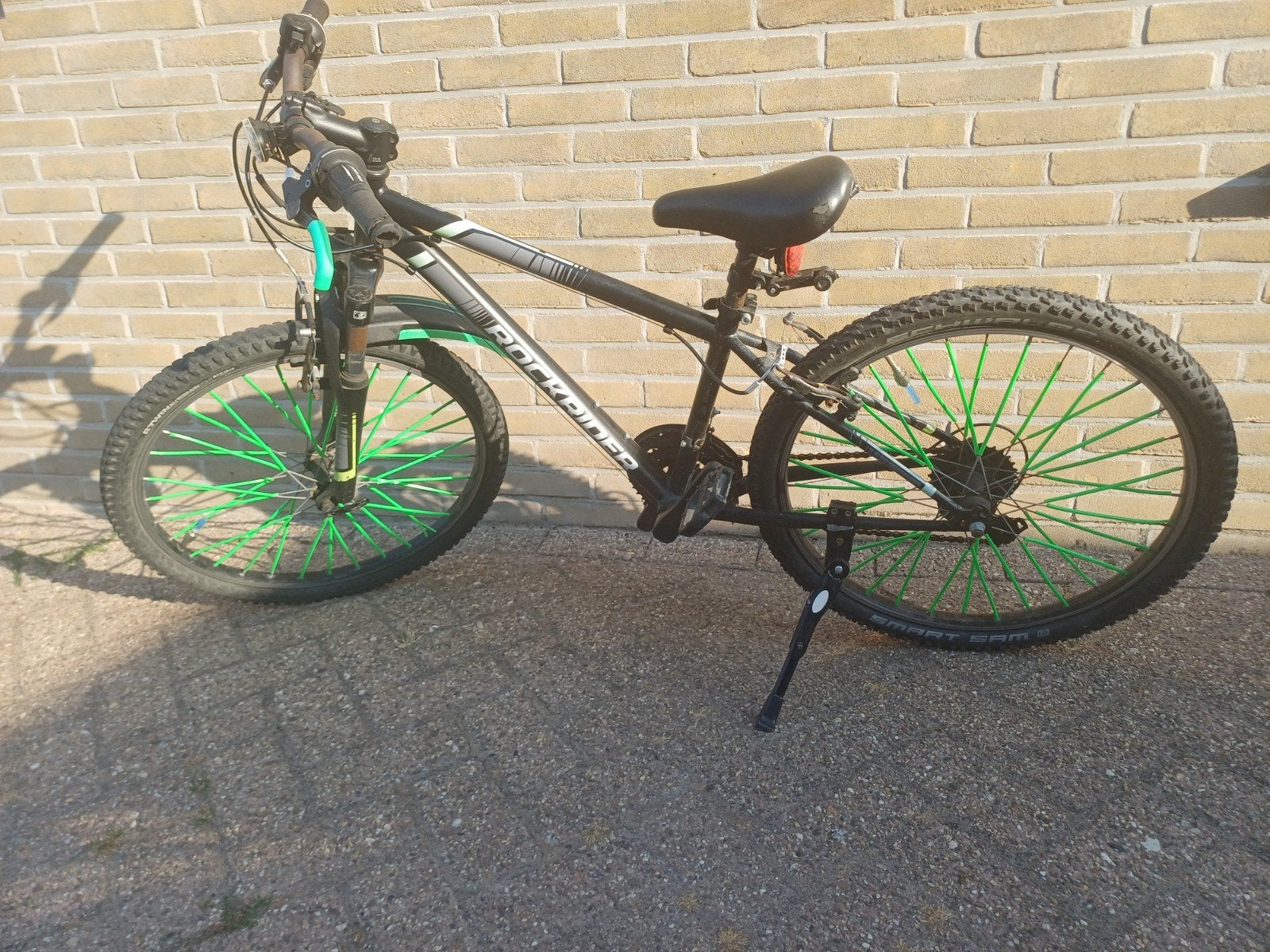 Rockrider kinderfiets 24 inch - Groen/Zwart, Fietsen en Brommers, Gebruikt, Velgrem, Versnellingen, Ophalen