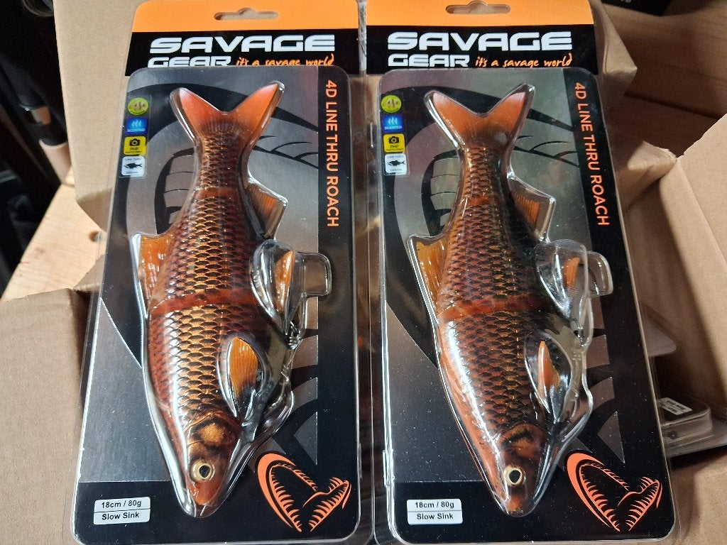 18cm Line Thru Roach (Savage Gear) 80g/Slow Sinking, Watersport en Boten, Tinstraat, Savage Gear, Nieuw, Ophalen of Verzenden