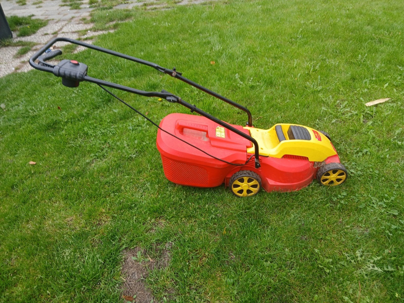 mooie grasmaaier, Ophalen, Gebruikt