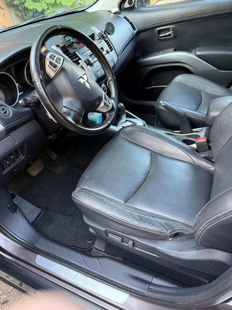 Mitsubishi Outlander 2.0 MPI 2WD CVT 2012 Bruin, Auto's, 1998 cc, Outlander, 4 cilinders, Bruin