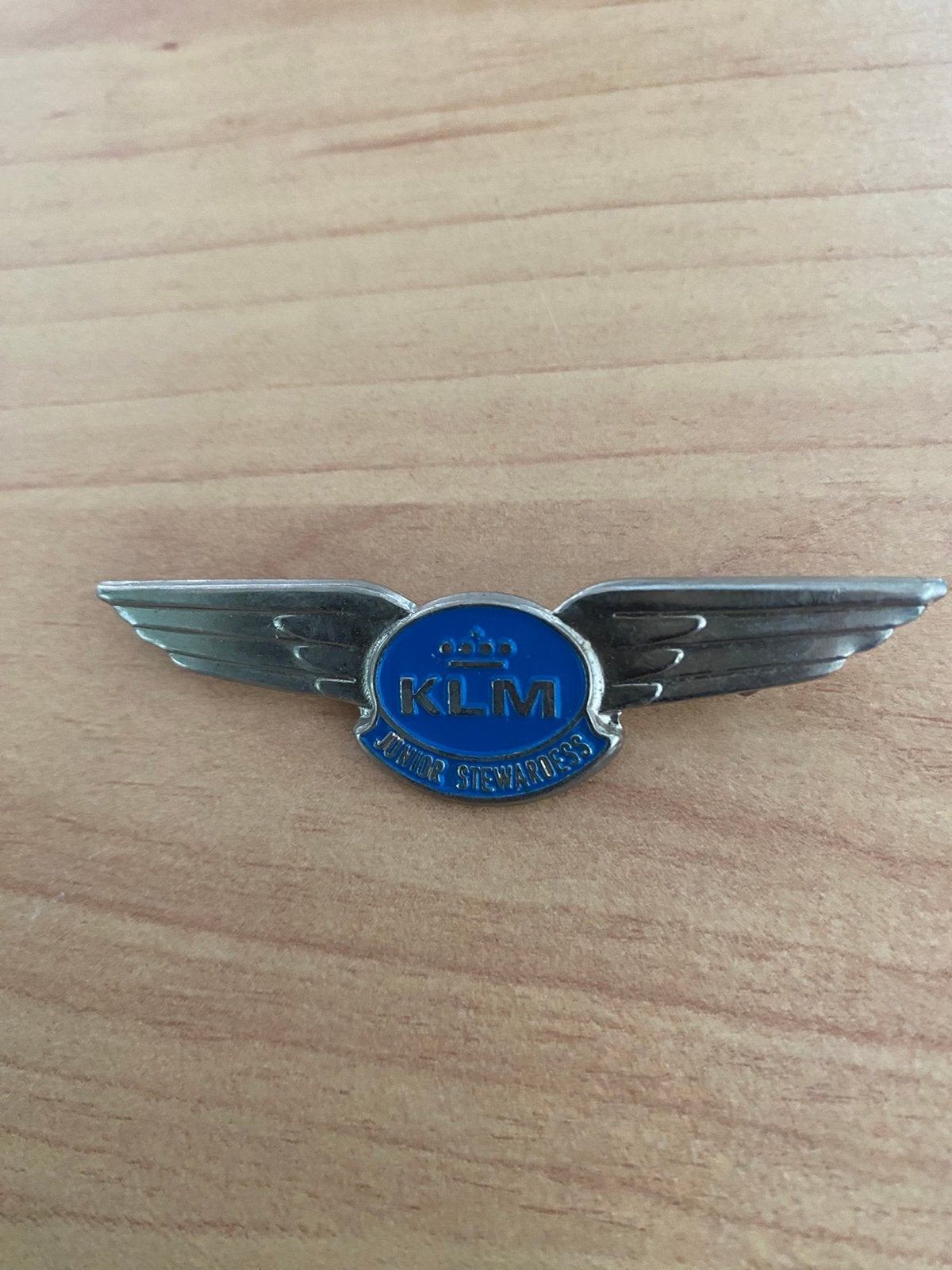 KLM speldje junior Stewardess, Ophalen of Verzenden, Zo goed als nieuw, Patch, Badge of Embleem