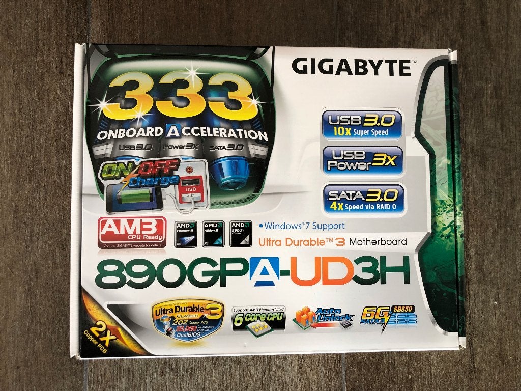 GIGABYTE GA-890GPA-UD3H Motherboard AMD 890GX Socket AM3 ATX, Computers en Software, Ophalen of Verzenden, Gebruikt, DDR3