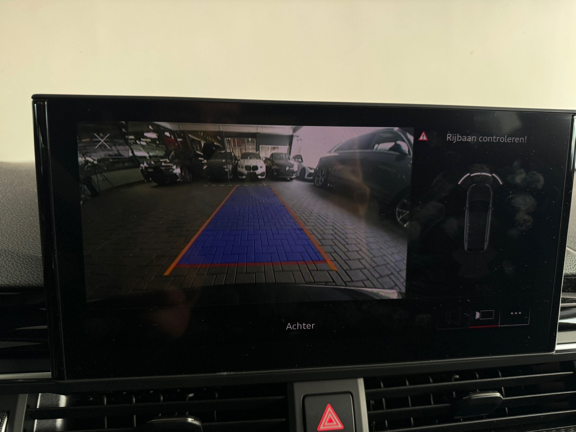 Foto 36 van Audi RS4 Avant 2.9 TFSI quattro Pano|Ceramic|B&O|HuD|Carbon