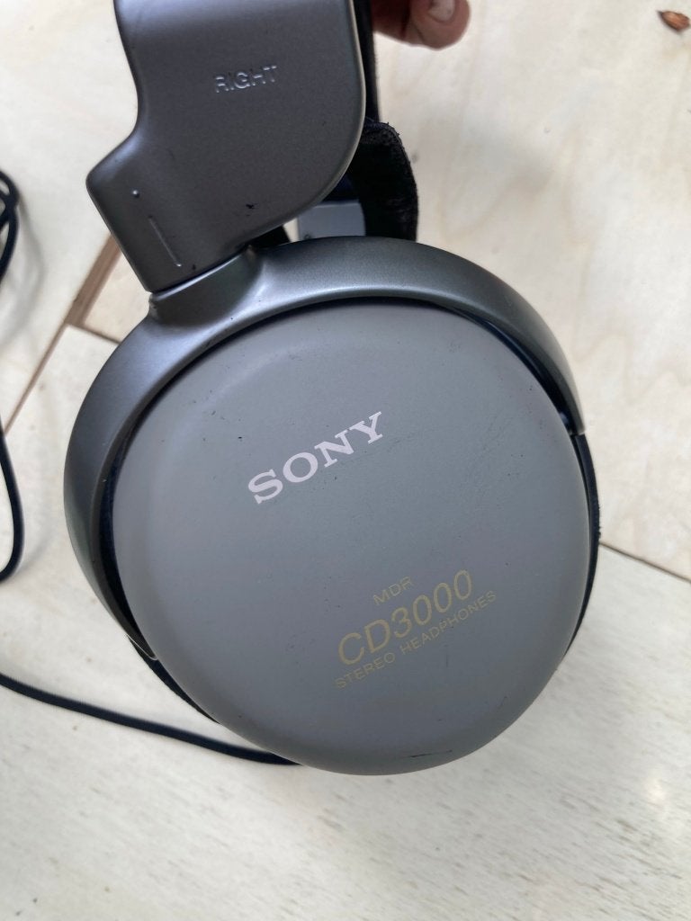 Sony MDR-CD3000 Koptelefoon – Analoge Cult-Klassieker, Ophalen, Gebruikt, Verstelbaar, Grijs