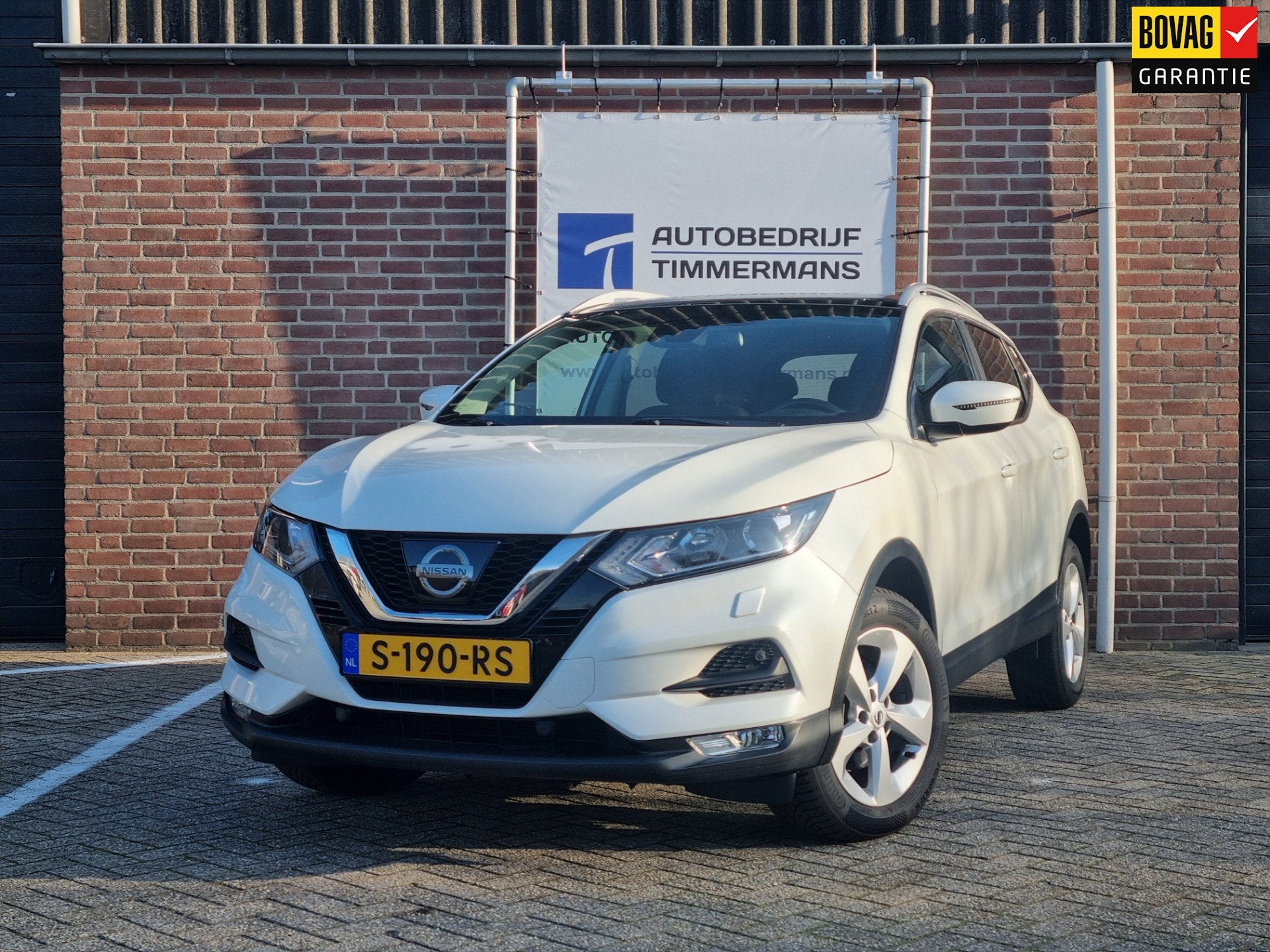Nissan Qashqai 1.2 N-Vision Panoramadak, Auto's, Voorwielaandrijving, Stof, Gebruikt, Euro 6