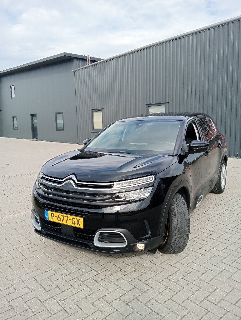 Citroën C5 Aircross 1.2 Puretech 130pk S&S 2022 Zwart, Auto's, Voorwielaandrijving, 1350 kg, Stof, Zwart