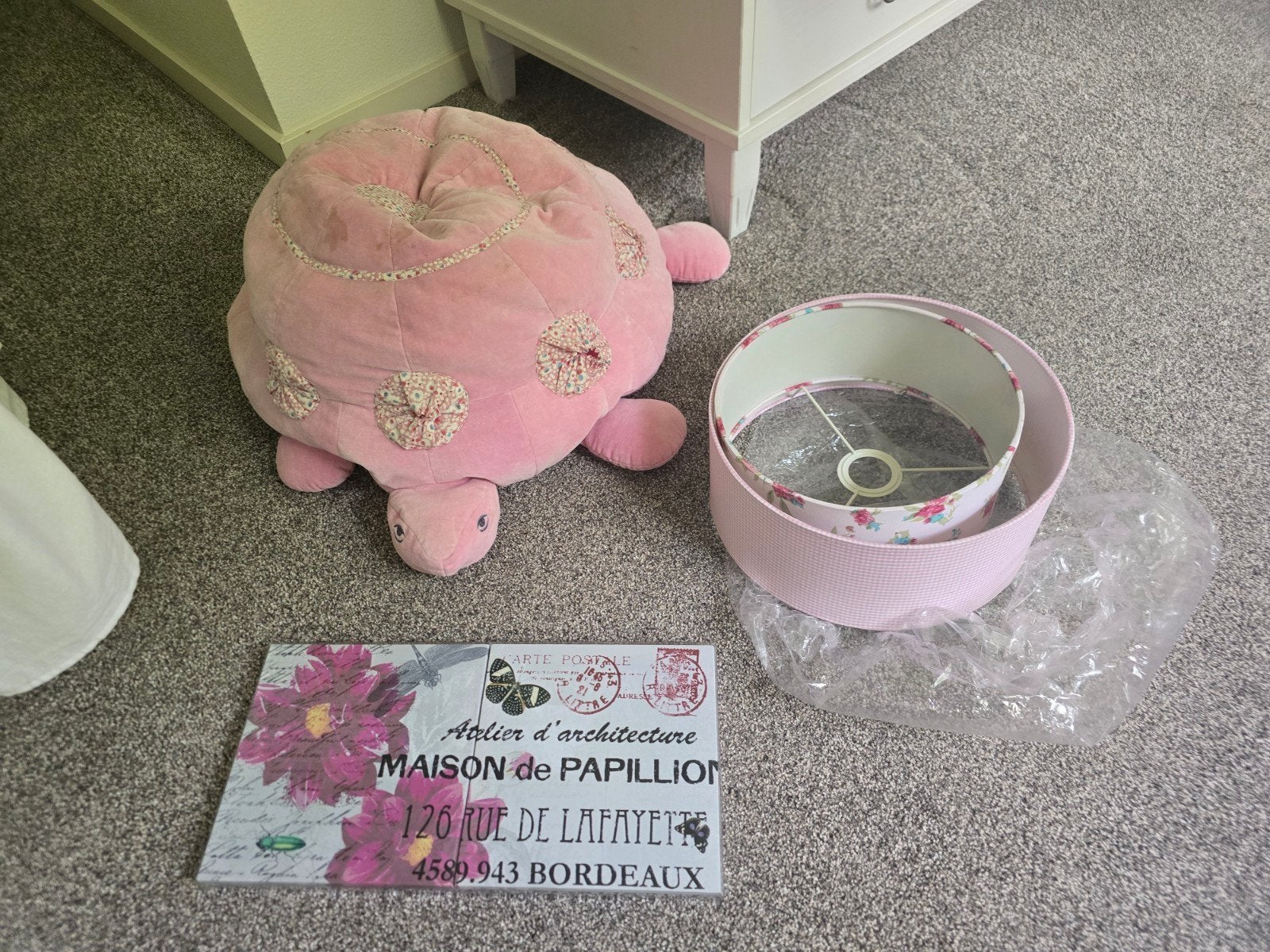 Roze schildpad poef, lampenkap en decoratiebord, Ophalen, Overige stijlen, Roze, Zo goed als nieuw