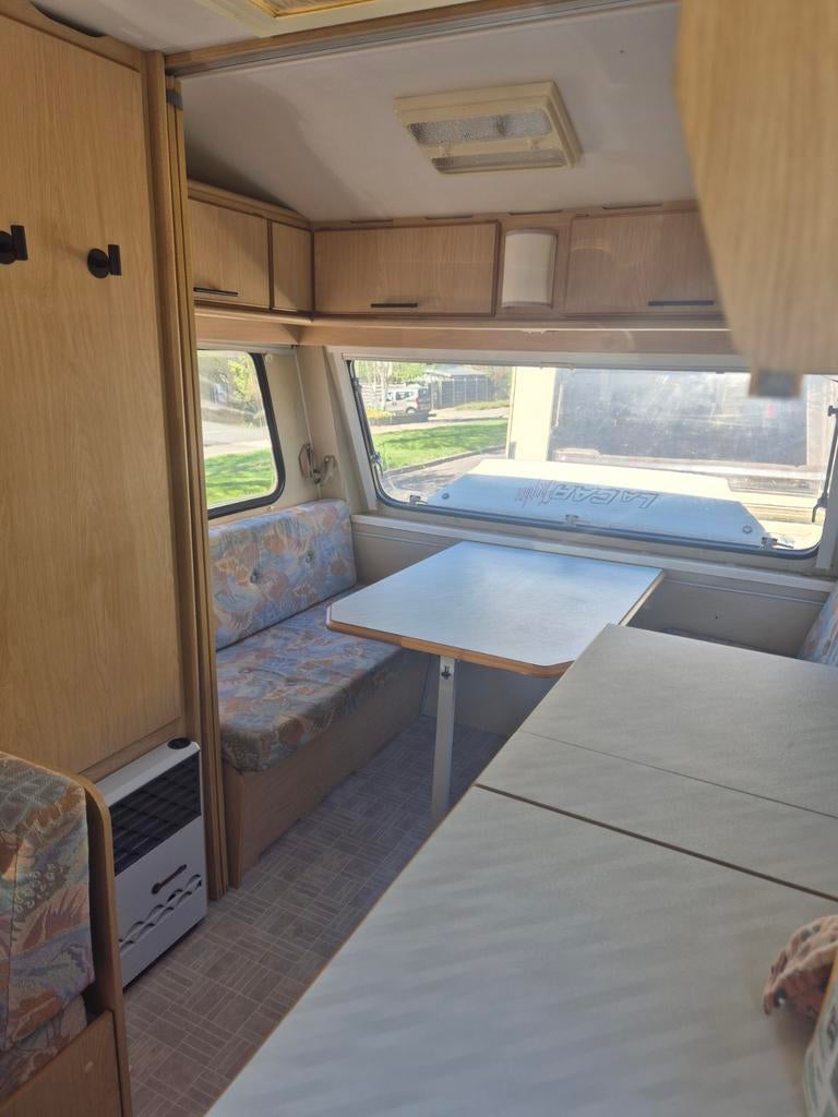 Mooie 4/5 persoons chateau stapelbedje., Caravans en Kamperen, Chateau, Rondzit, Particulier, Luifel