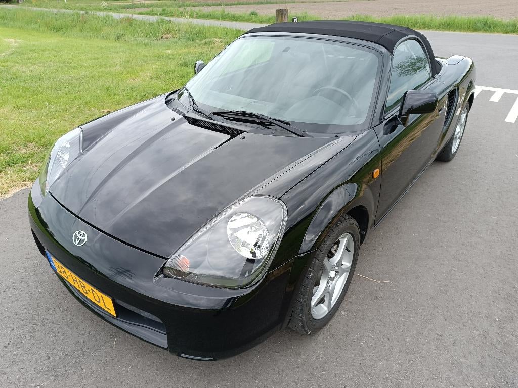 TOYOTA MR2 1.8 16V 2001 ZWART AIRCO LEDER NL-AUTO LINNEN KAP, 4 cilinders, Cabriolet, Zwart, Handgeschakeld