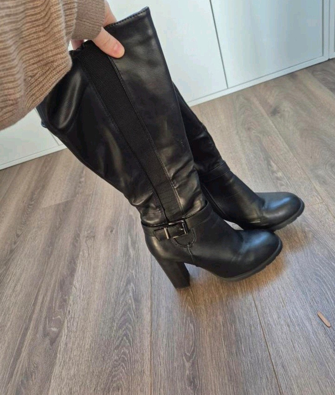 Lange zwarte laarzen met hak, Hoge laarzen, Zwart, Ophalen of Verzenden, Zo goed als nieuw