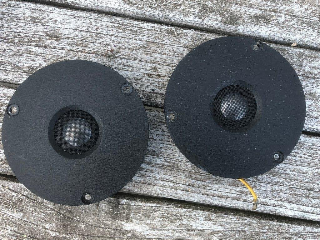 Te Koop: Setje Saes tweeters 19TAD/G H414-08., Ophalen of Verzenden, Minder dan 60 watt, Overige typen, Overige merken