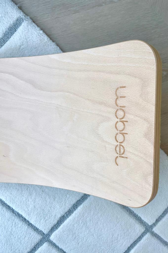 Wobbel pro blank gelakt met mosterd vilt, Ophalen, Zo goed als nieuw
