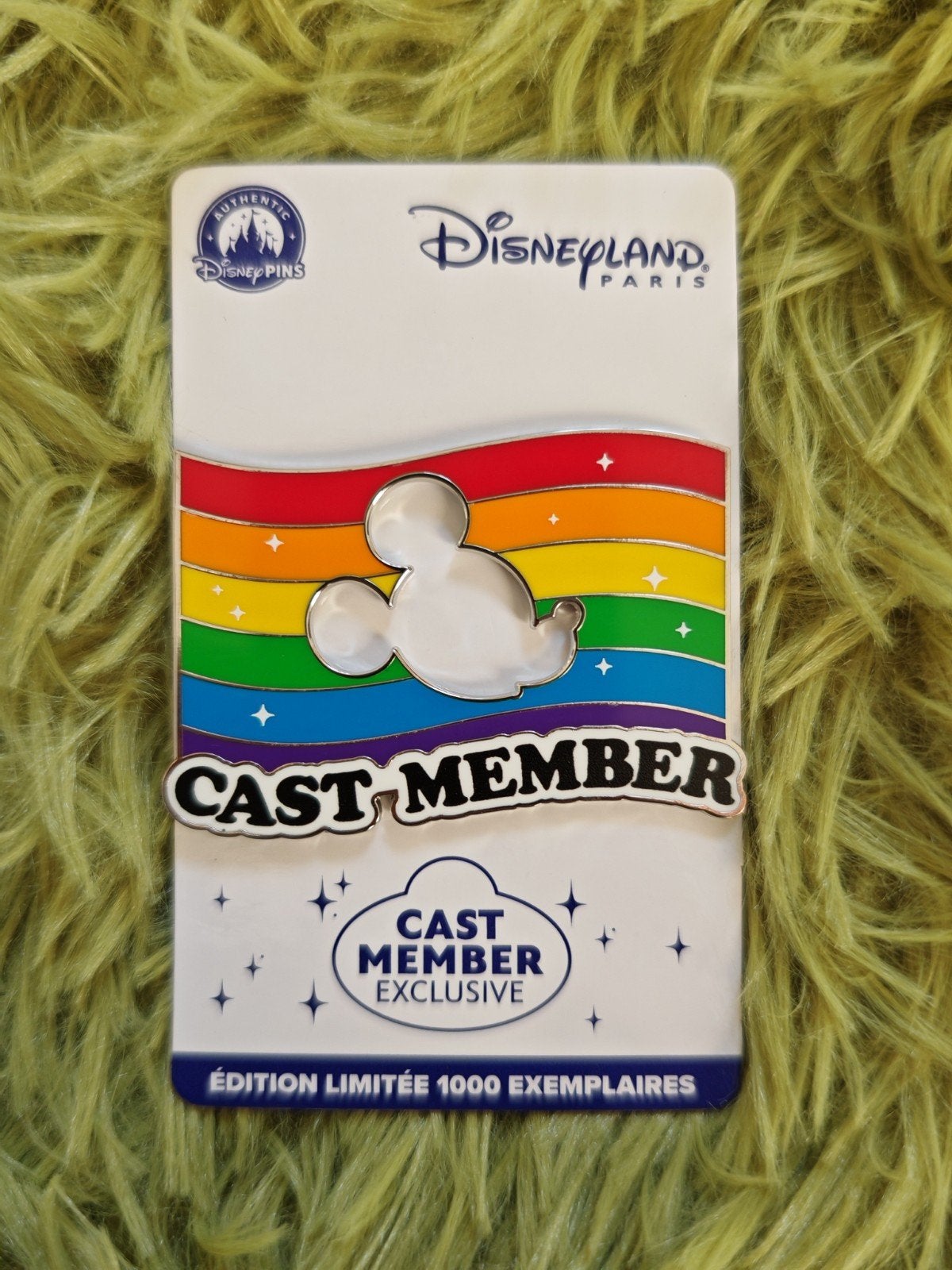 Disneyland Parijs Cast Member Pin 2025 - Limited Edition, Ophalen of Verzenden, Mickey Mouse, Nieuw, Overige typen