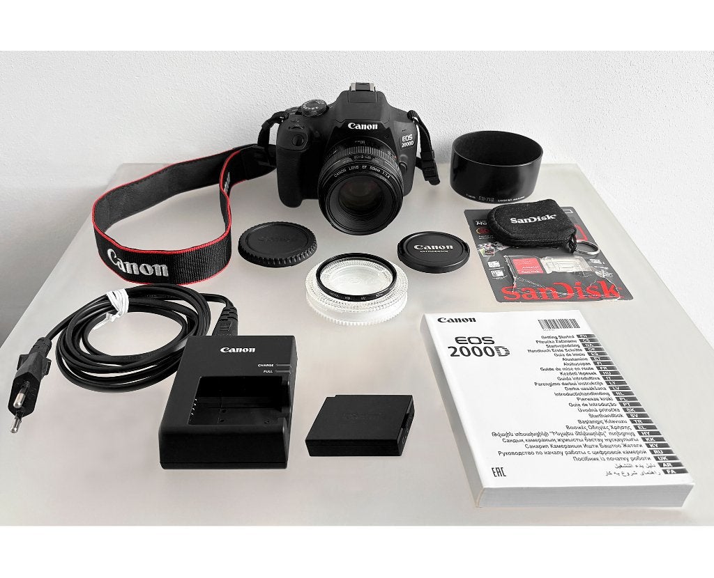 CANON EOS 2000D + EF 50mm f/1.4 + ZONNEKAP, FILTER & CARD, Audio, Tv en Foto, Fotocamera's Digitaal, Spiegelreflex, Verzenden