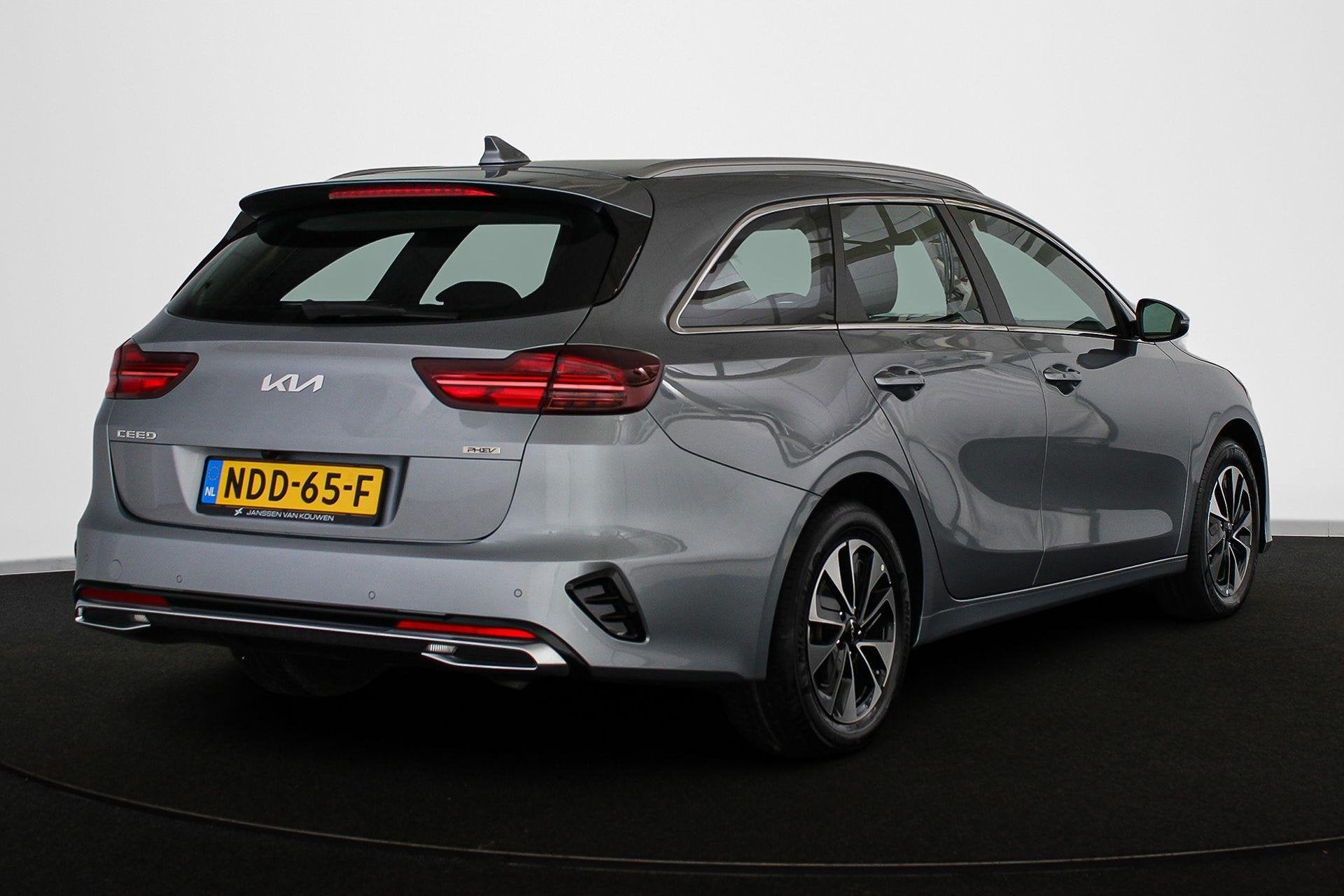 Kia Ceed Sportswagon 1.6 GDI PHEV DynamicPlusLine Stuur-Stoe, Auto's, Verwarmde buitenspiegels, Gebruikt, Leder en Stof, Plug-in hybride