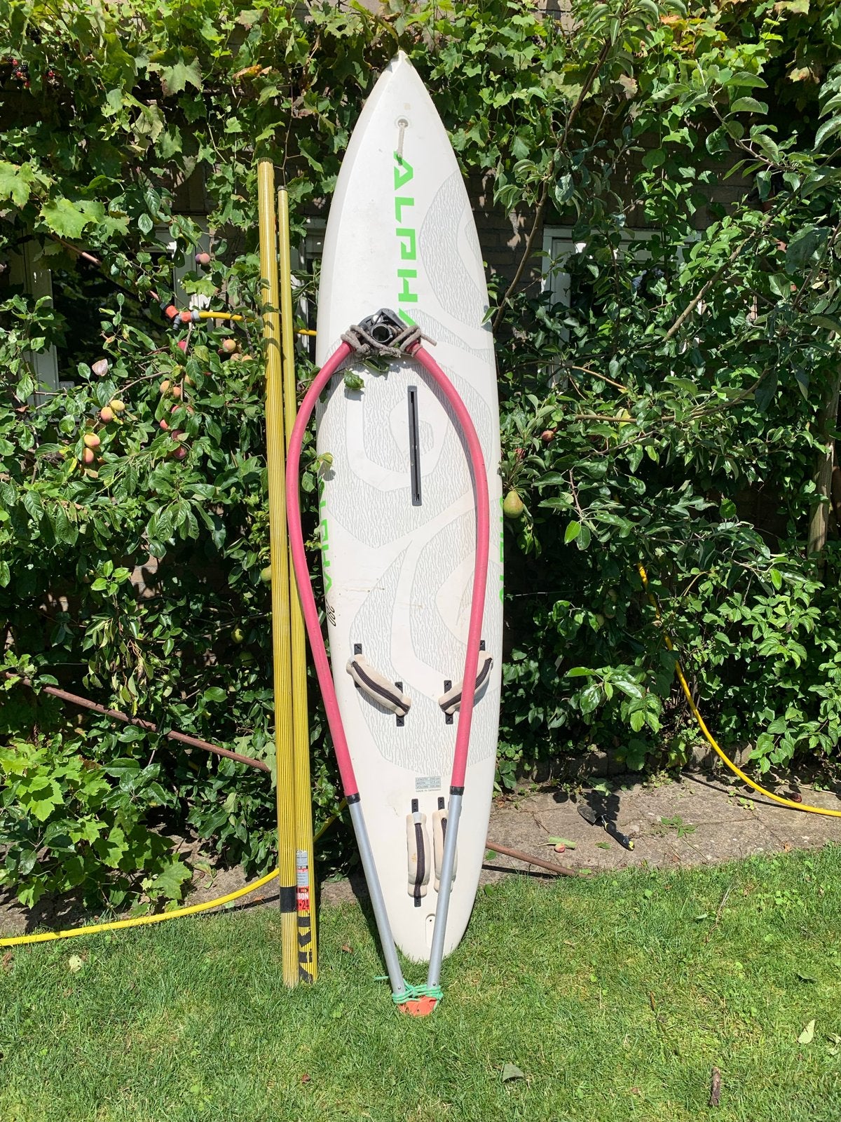 2 surfsets 2surfplanken en 3 zeilen, Ophalen, Gebruikt, 5 tot 6.5 m², Met vin(nen)