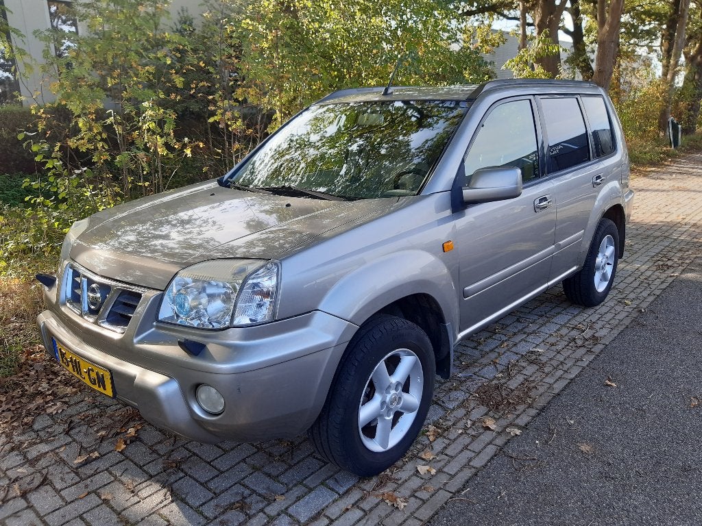 Nissan X-Trail 2.0 4WD + Apk 18-09-2027 + Leer + Airco, Auto's, Achterwielaandrijving, Zwart, 4 cilinders, Handgeschakeld