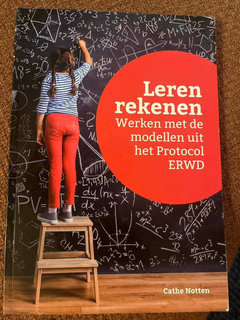 Leren rekenen: Werken met modellen uit Protocol ERWD, Ophalen of Verzenden, Beta, Zo goed als nieuw, HBO