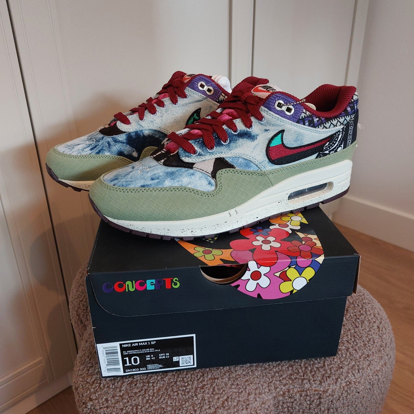 Air max 1 Concepts "mellow" maat 44, Overige kleuren, Nike, Nieuw, Ophalen of Verzenden