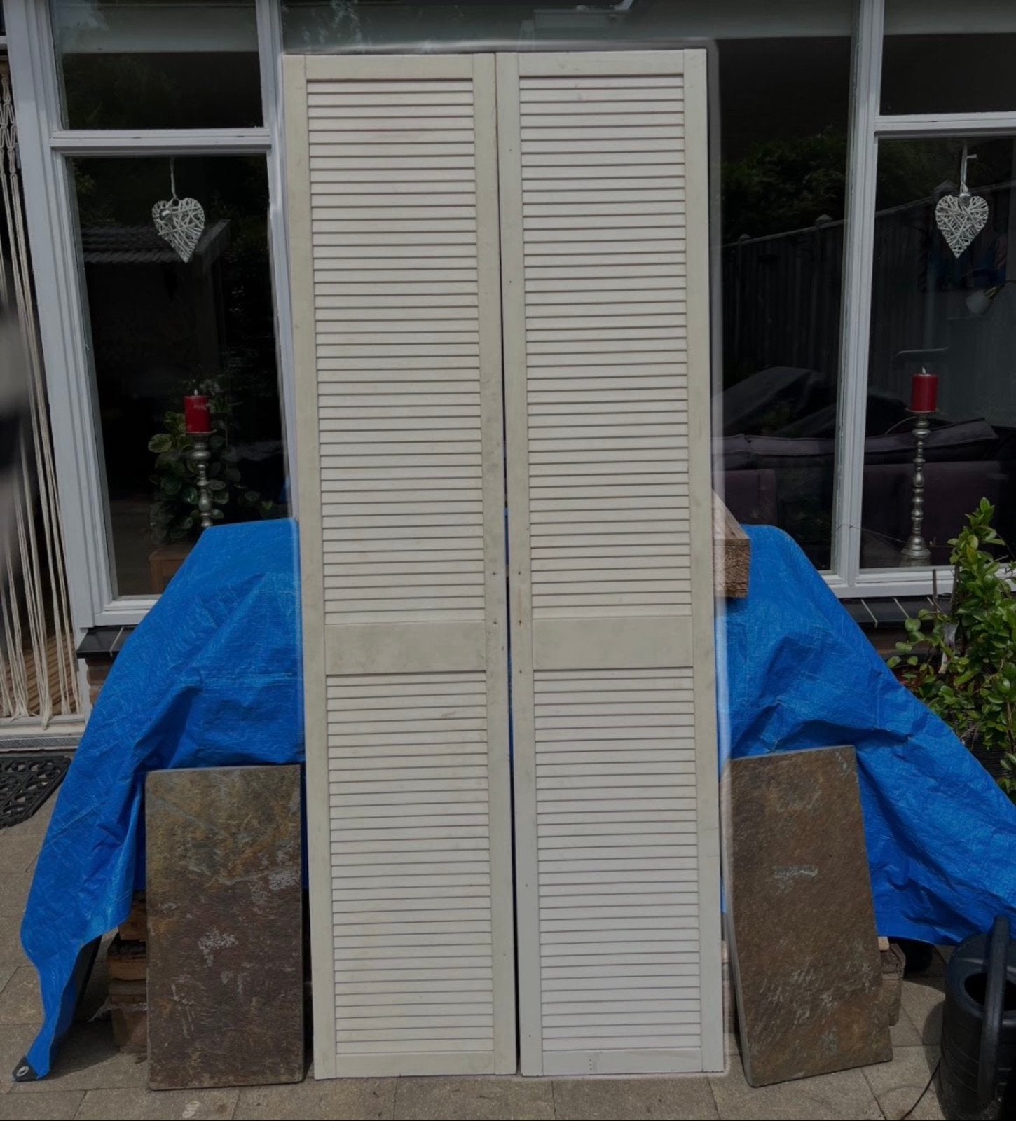 2x witte louve deuren. Dicht.  155. X 40 cm., Ophalen, Gebruikt, Binnendeur, 200 tot 215 cm