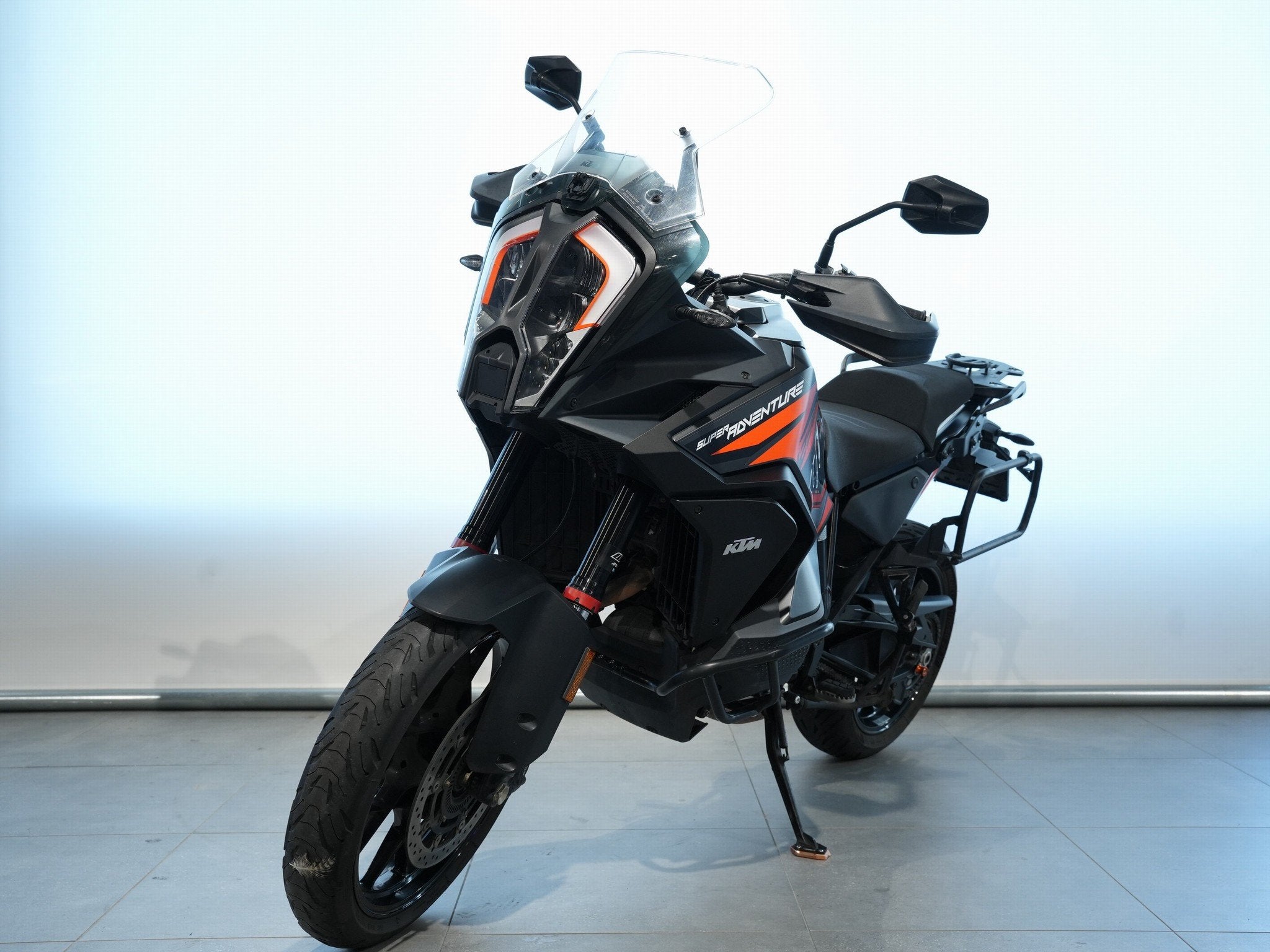 KTM 1290 SUPER ADVENTURE S (bj 2022), KTM Sportmotorcycle Ned. BV, Bedrijf, Meer dan 35 kW, Toermotor