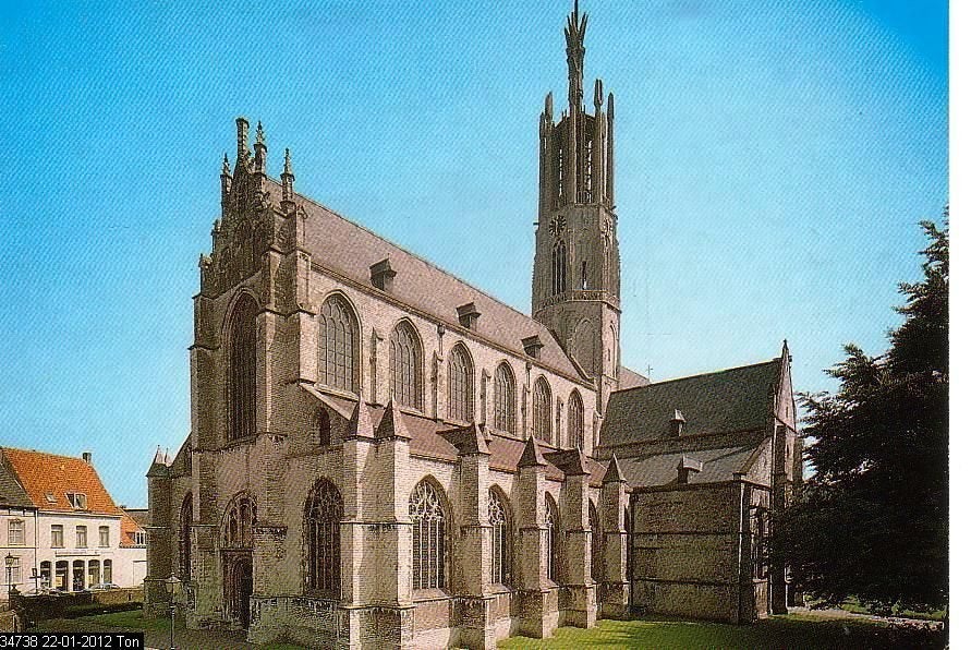 Ansichtkaart 	Hulst	St Willibrordusbasiliek, Verzenden, 1980 tot heden, Gelopen, Zeeland