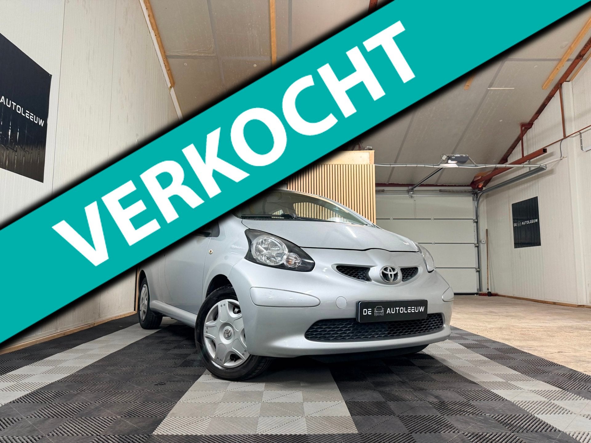 Toyota Aygo 1.0-12V |NAP|NW APK|INRUILKOOPJE!, Voorwielaandrijving, Stof, Gebruikt, Zwart