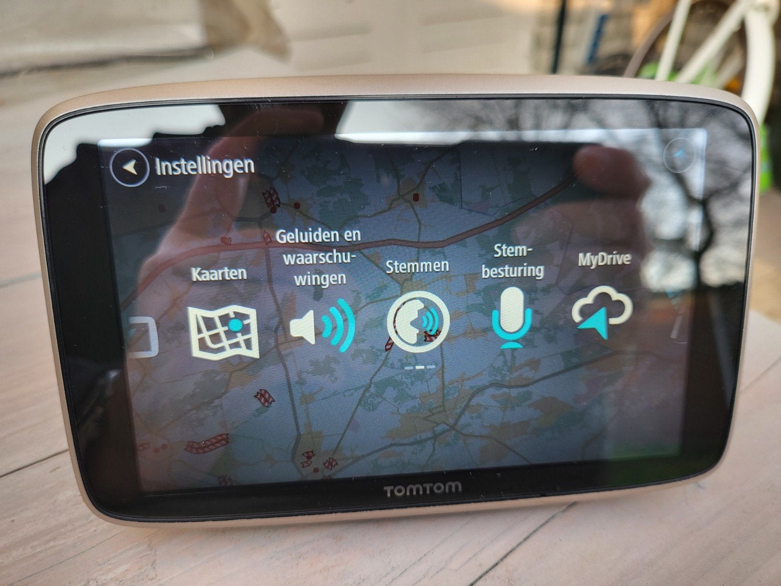 Tomtom Premium 6 inch WiFi World gratis updates Flitsers, Ophalen of Verzenden