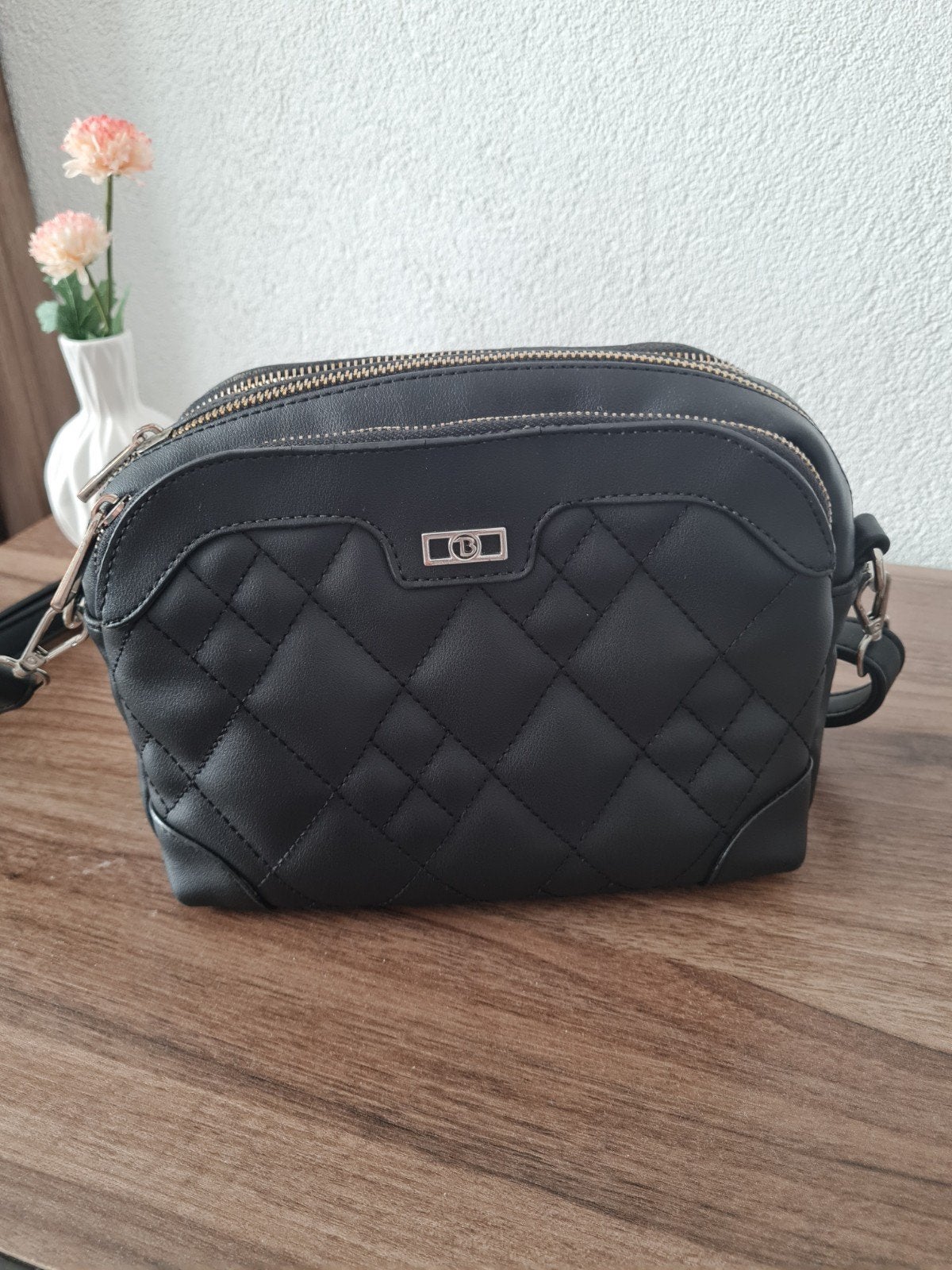 Zwarte gewatteerde schoudertas met 3 ritsvakken, Sieraden, Tassen en Uiterlijk, Ophalen of Verzenden, Zo goed als nieuw, Zwart
