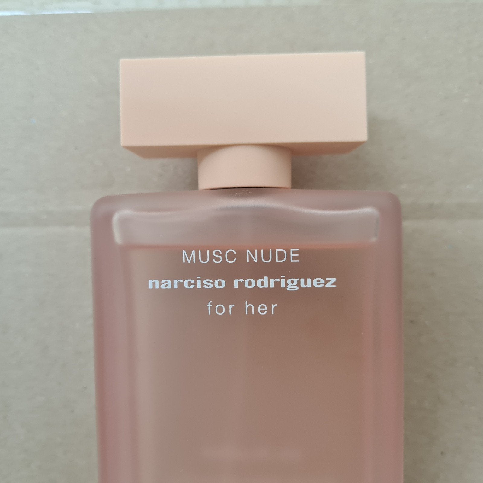 100 ml narciso rodriguez musc nude eau de parfum musc nude, Sieraden, Tassen en Uiterlijk, Uiterlijk | Parfum, Ophalen of Verzenden
