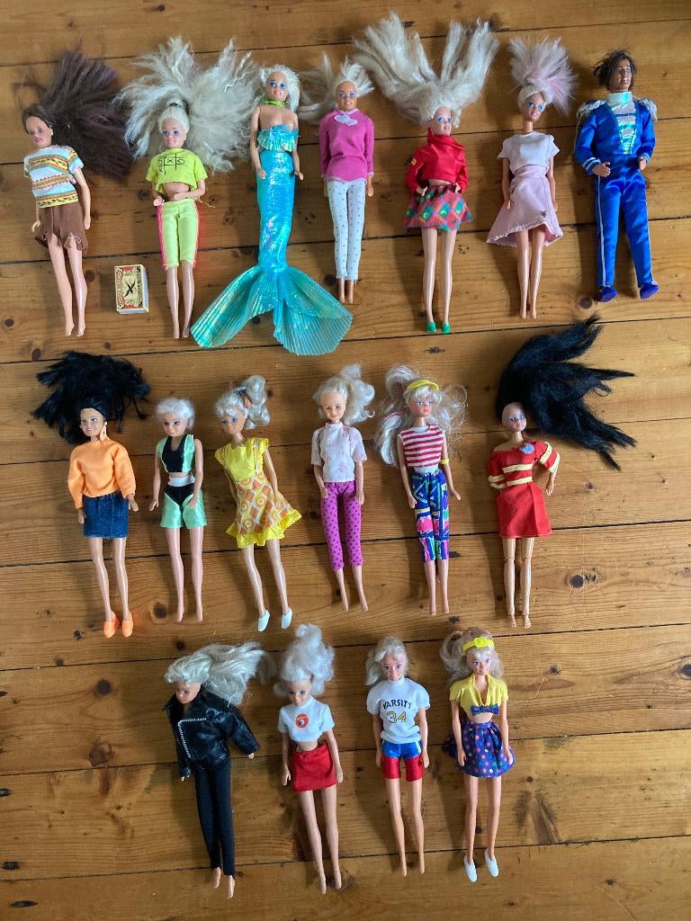 17 Barbie & Ken poppen antiek Mattel poppetjes vintage retro, Verzamelen, Poppen, Ophalen of Verzenden, Gebruikt, Pop