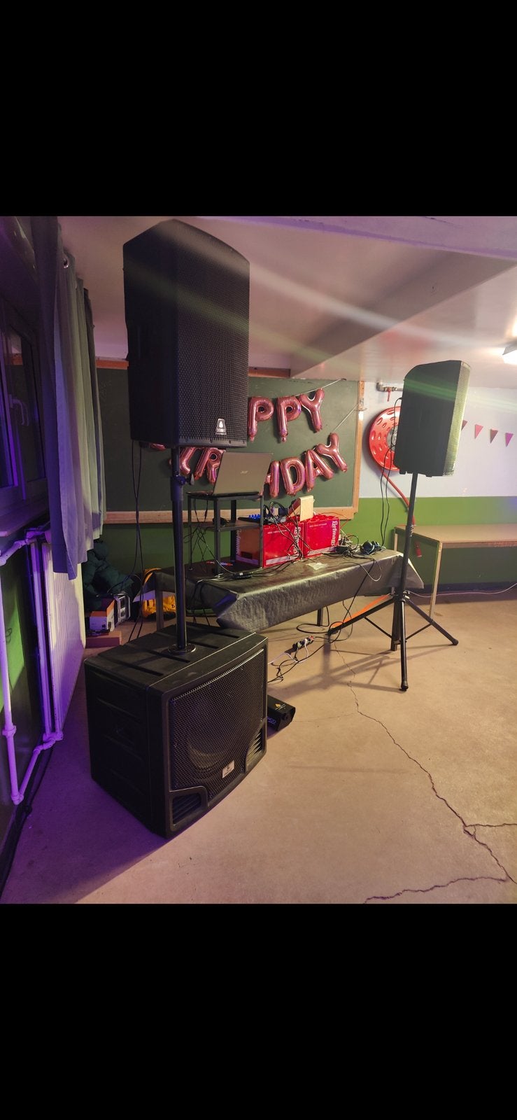 COMPLETE DEVINE PA-SET 2 SUBS + 2 TOPS + HOEZEN + KABELS, Ophalen, Zo goed als nieuw, Overige merken