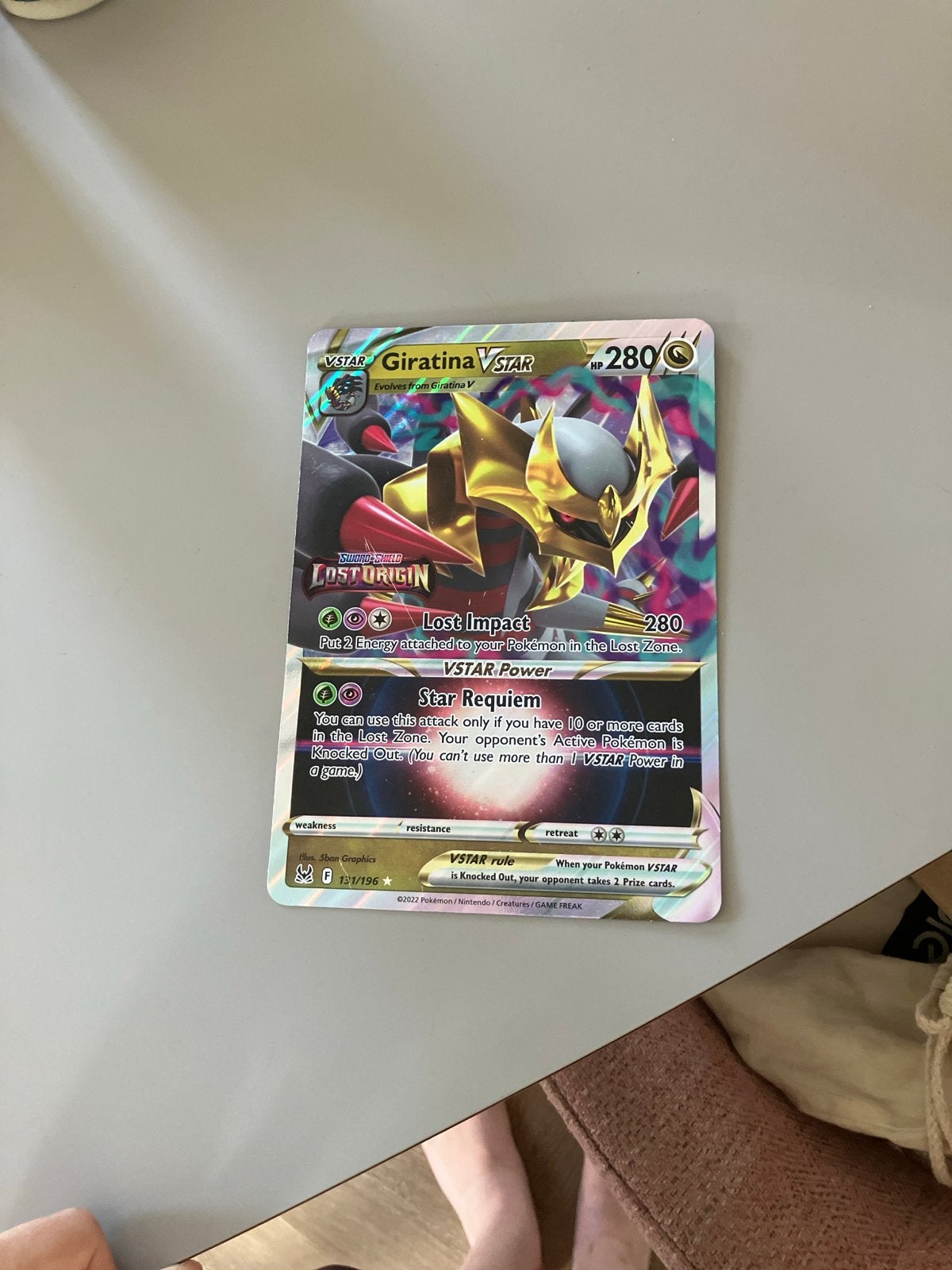 Giratina VSTAR Pokémon Kaart - Lost Origin, Ophalen, Zo goed als nieuw, Losse kaart