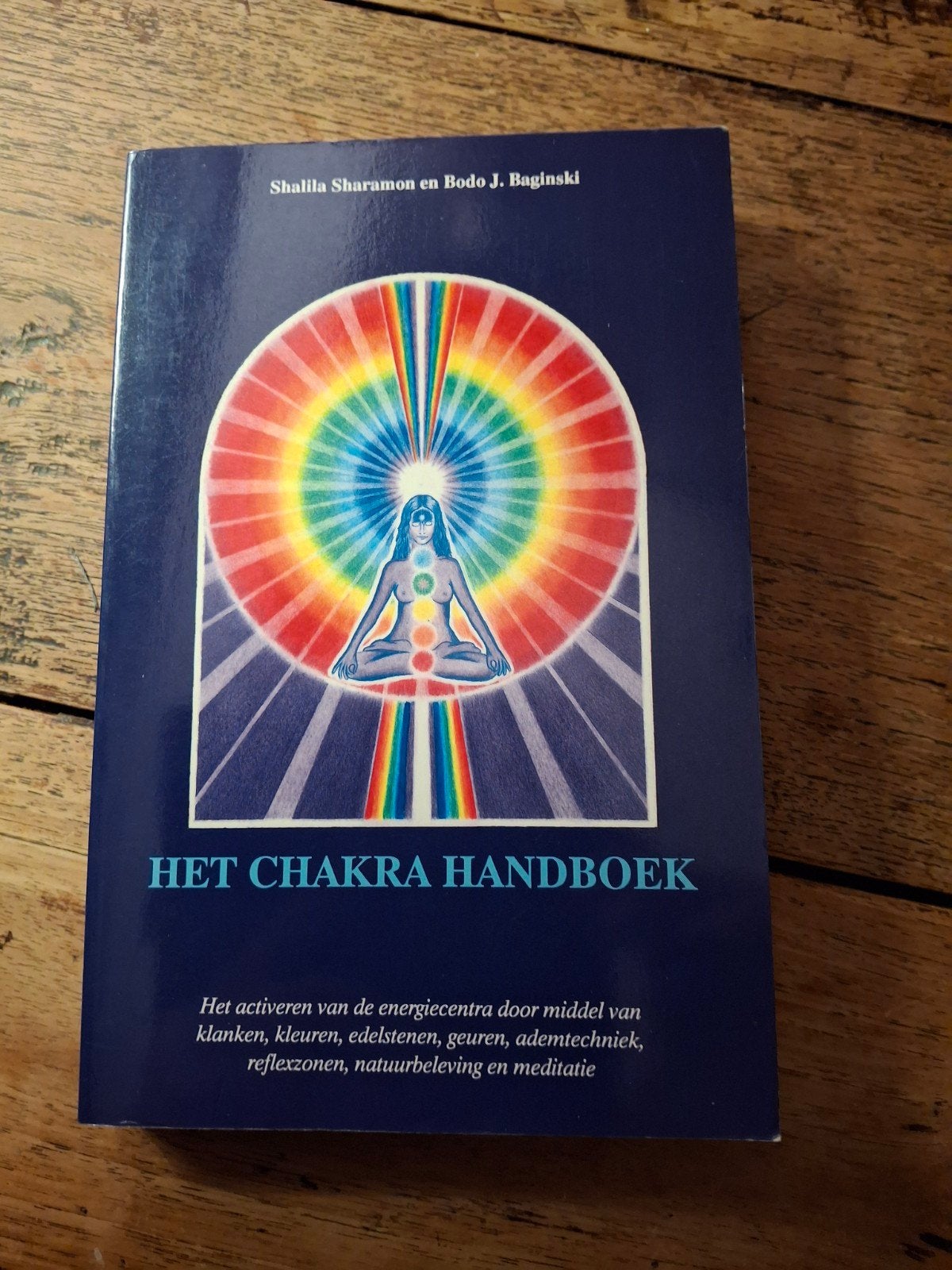 S. Sharamon - Het chakra handboek, Ophalen of Verzenden, Overige onderwerpen, S. Sharamon; B.J. Baginski, Achtergrond en Informatie