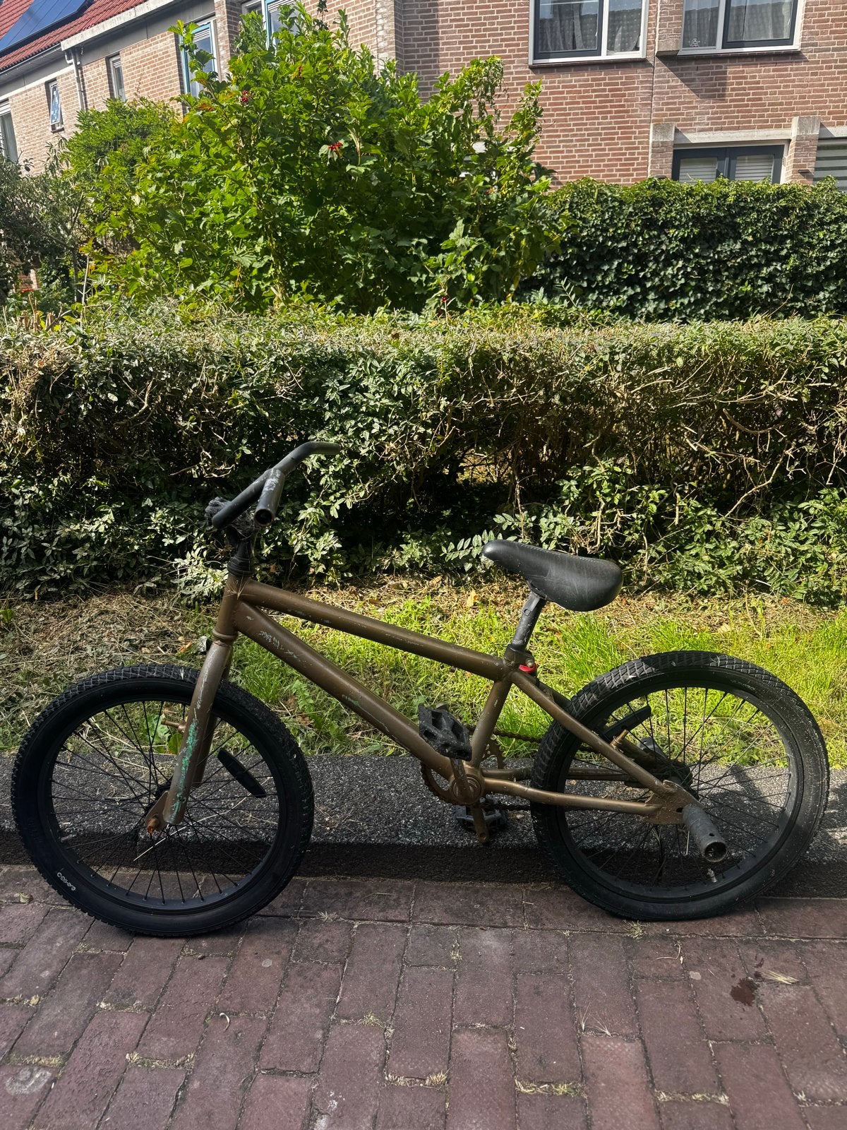 BMX fiets met lekke achterband - Klusje voor de handige Harr, Ophalen, Gebruikt, Staal, Velgrem