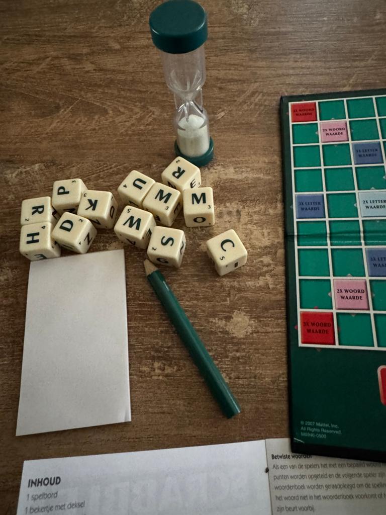 Reisversie scrabble strijd, Ophalen of Verzenden, Zo goed als nieuw