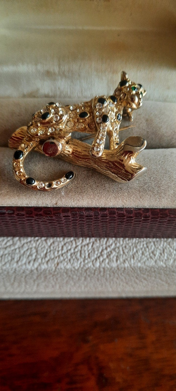 Vintage Panter Broche met Strass en Groene Ogen, Overige materialen, 4 tot 7 cm, Ophalen of Verzenden, Zo goed als nieuw