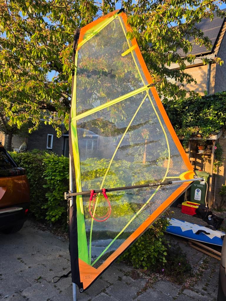Windsurfzeilen 3.6 en 2.5 m² - speciaal voor kinderen, Watersport en Boten, Windsurfen, Gebruikt, Zeil, Minder dan 5 m², Ophalen