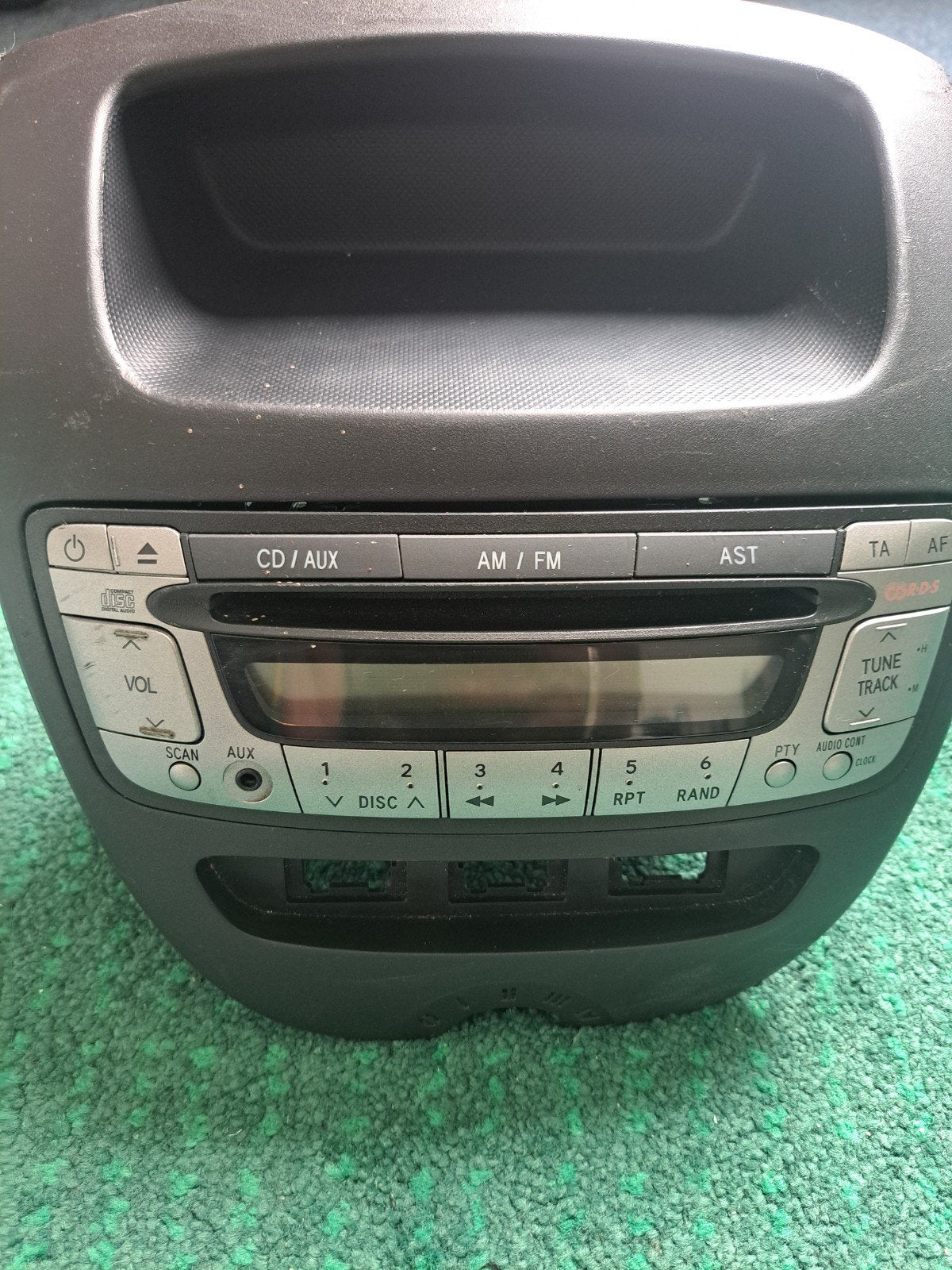 toyota aygo/Citroën/Peugeot 107 Radio CD/aux speler, Auto-onderdelen, Ophalen of Verzenden, Citroën