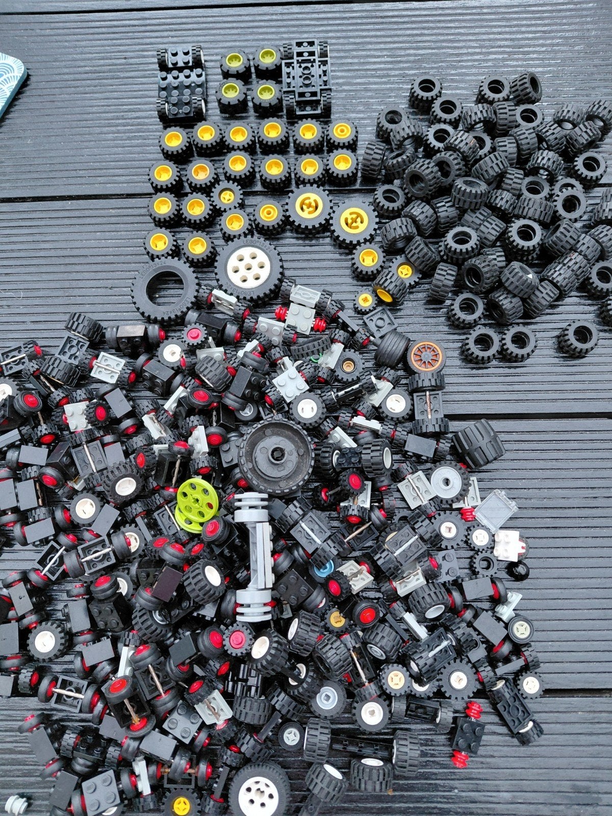 Grote partij LEGO wielen en banden - Diverse maten, Ophalen of Verzenden, Gebruikt, Overige merken