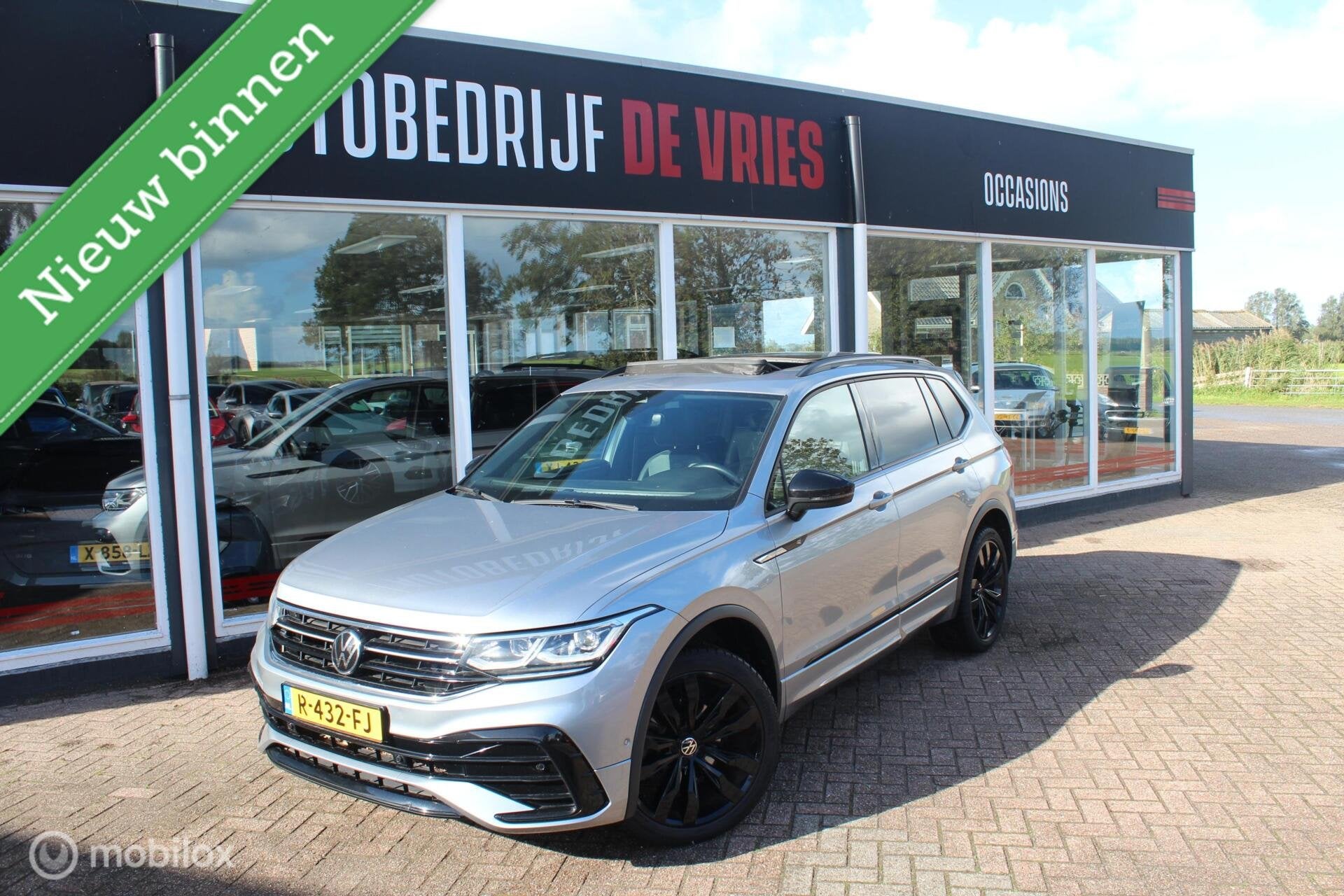 Volkswagen Tiguan Allspace 1.5 TSI 7P 3XR-Line Full Options, Auto's, Euro 6, 4 cilinders, 150 pk, 7 stoelen