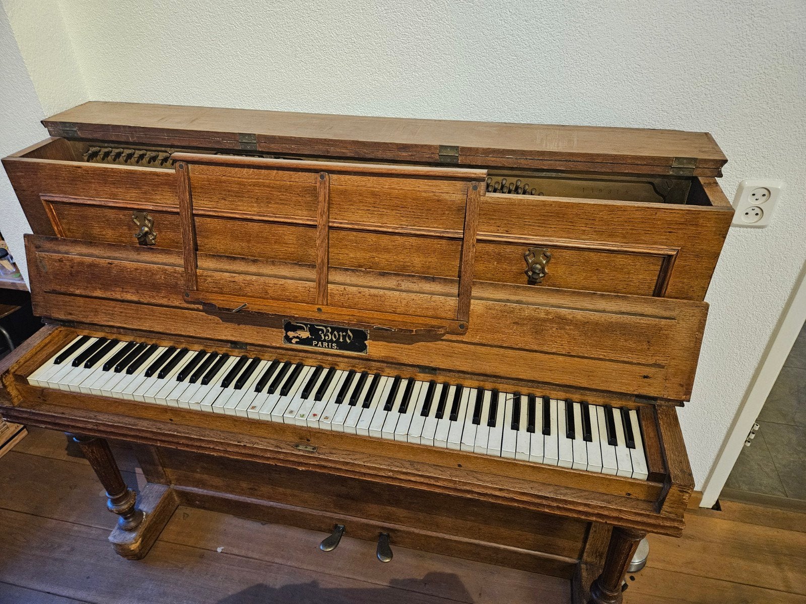 Kleine piano (135cm breed), Muziek en Instrumenten, Piano's, Ophalen, Gebruikt