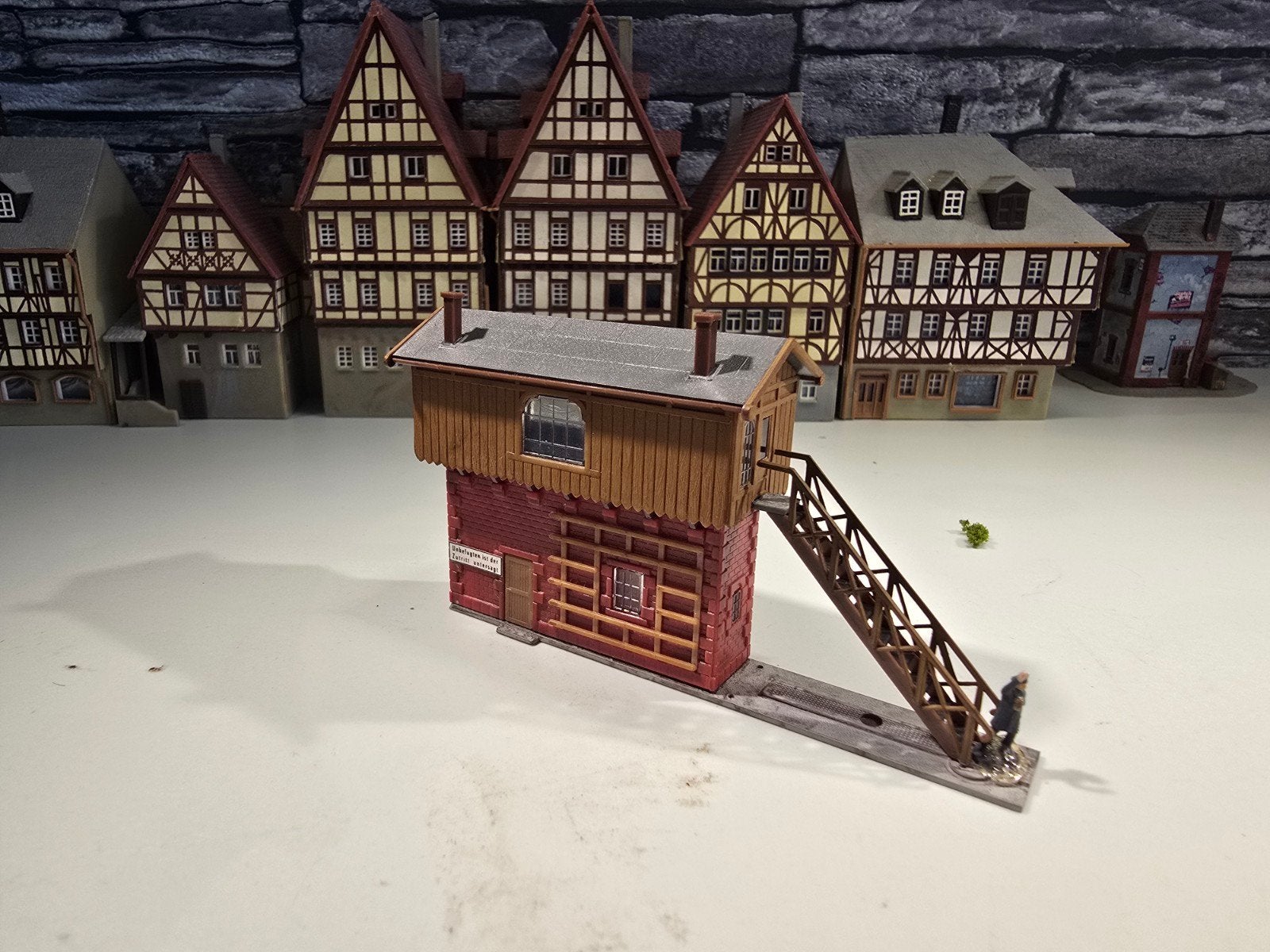 Seinhuis overweghuis N spoor modeltrein 1:160, Overige merken, Gebruikt, Gelijkstroom of Wisselstroom, Brug, Tunnel of Gebouw