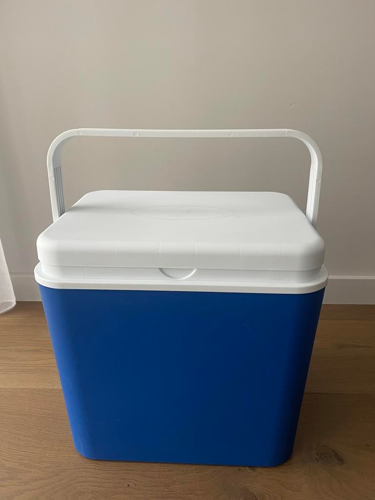 Koelbox 26L met 3 koelelementen, Caravans en Kamperen, Ophalen, Zo goed als nieuw, Koelbox, Koelelement