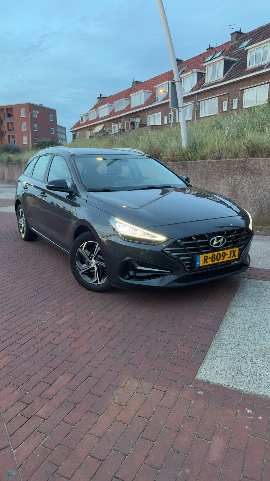Hyundai i30 1.0 T-gdi 48V 120pk 2022 Grijs, Auto's, Voorwielaandrijving, 1246 kg, Origineel Nederlands, Stationwagon