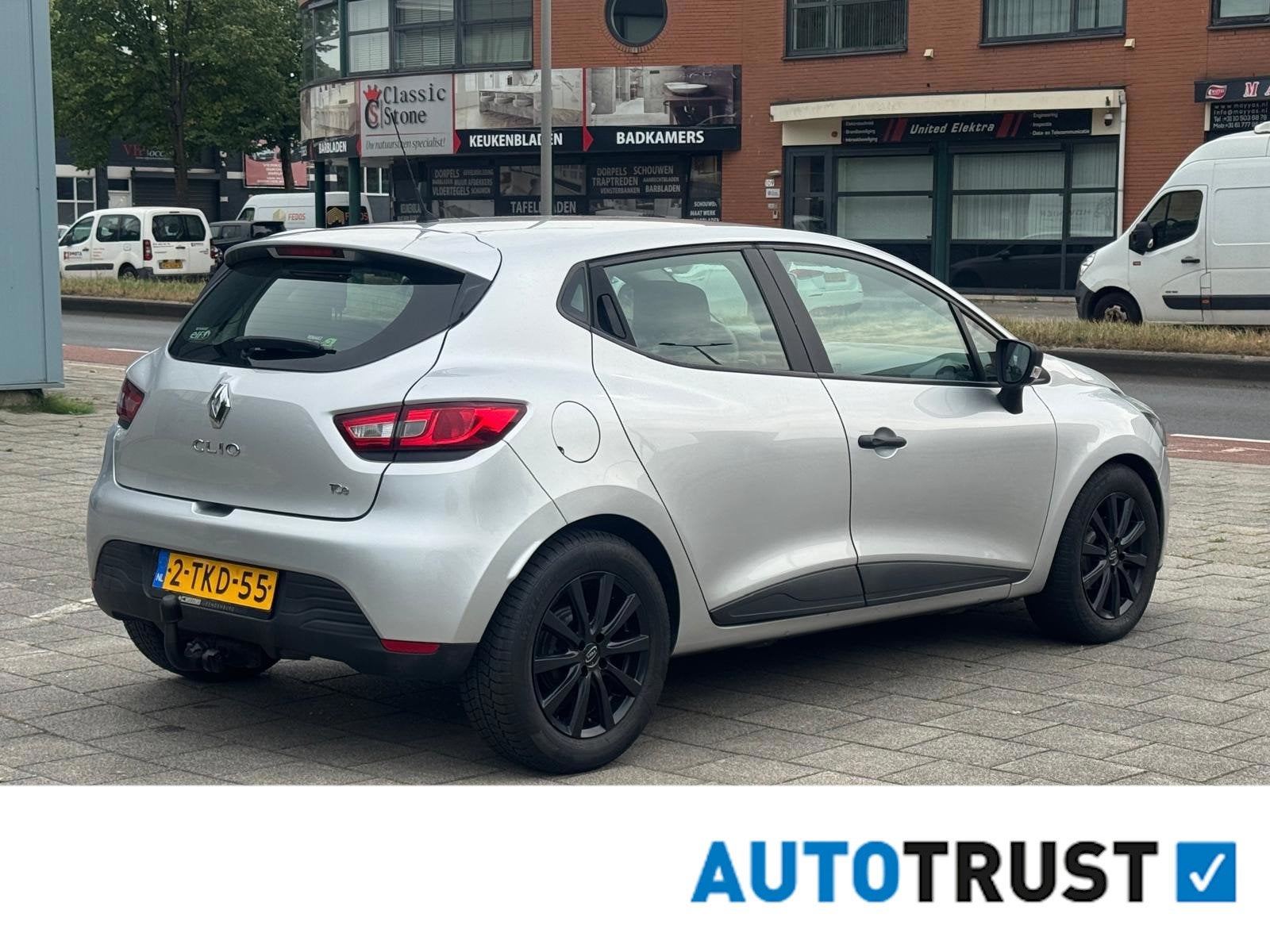 Renault Clio 0.9 TCe Authentique/airco/cruise Controle/alumi, Auto's, Voorwielaandrijving, 540 kg, Origineel Nederlands, Handgeschakeld