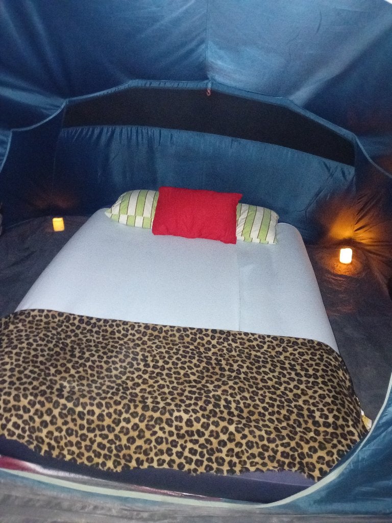 4 persoons Quechua tent te huur Gran Canaria, Ophalen of Verzenden, Zo goed als nieuw, Tot en met 4