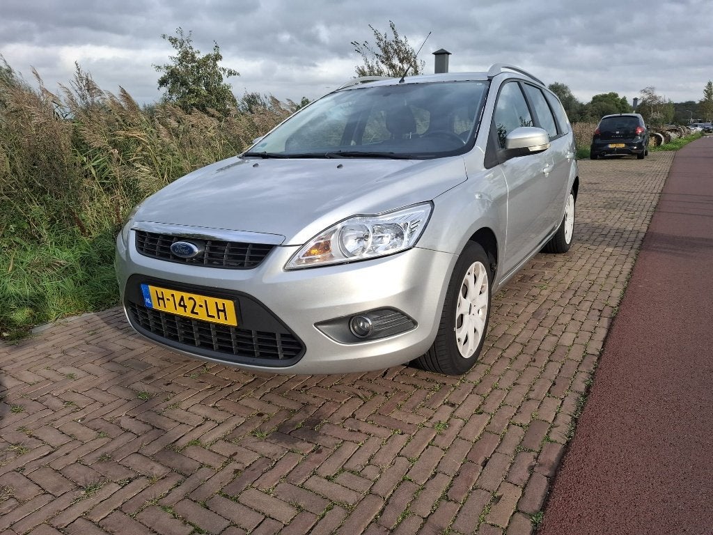 Ford Focus 1.6 16V 100PK 2010 175.000km Grijs, Auto's, 1596 cc, Zwart, 4 cilinders, 635 kg